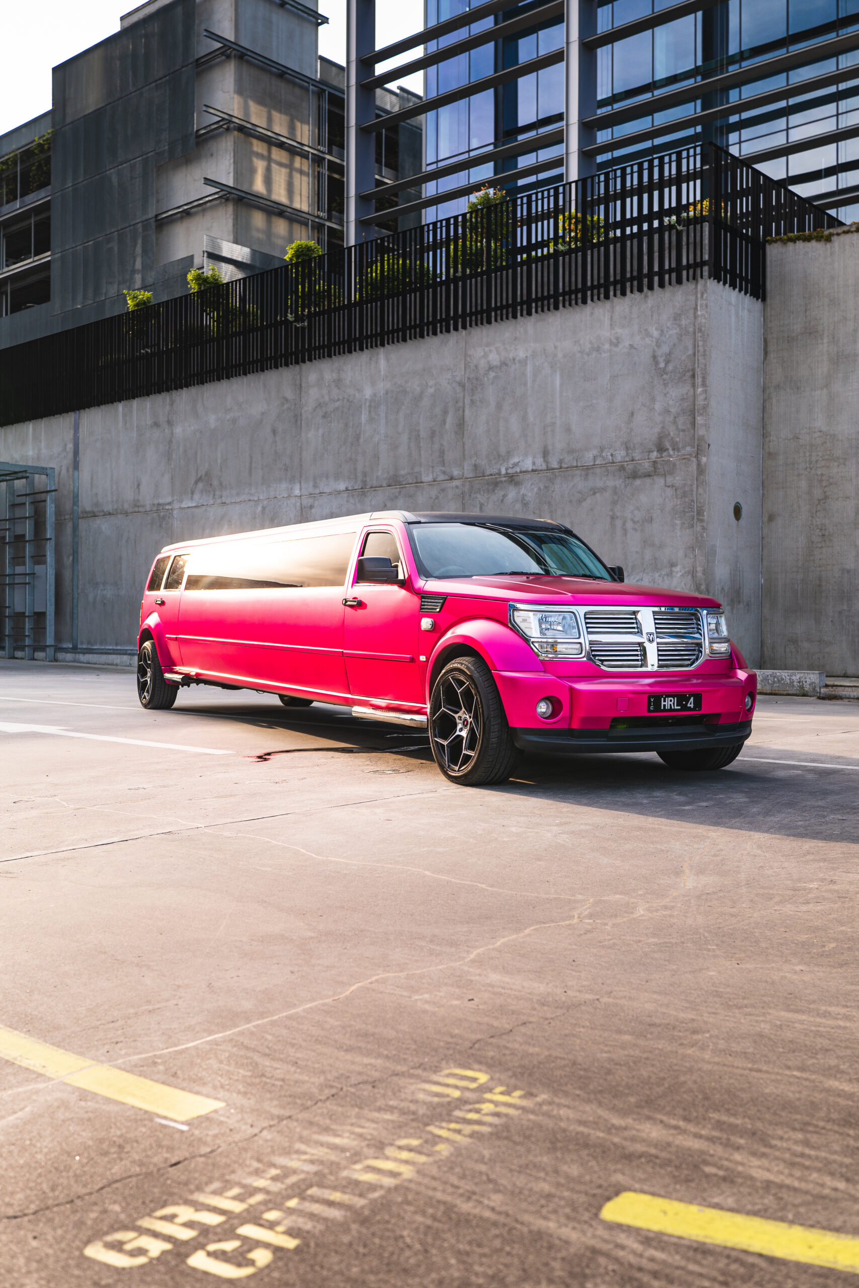 HRL-4 Pink Dodge Nitro Limousine