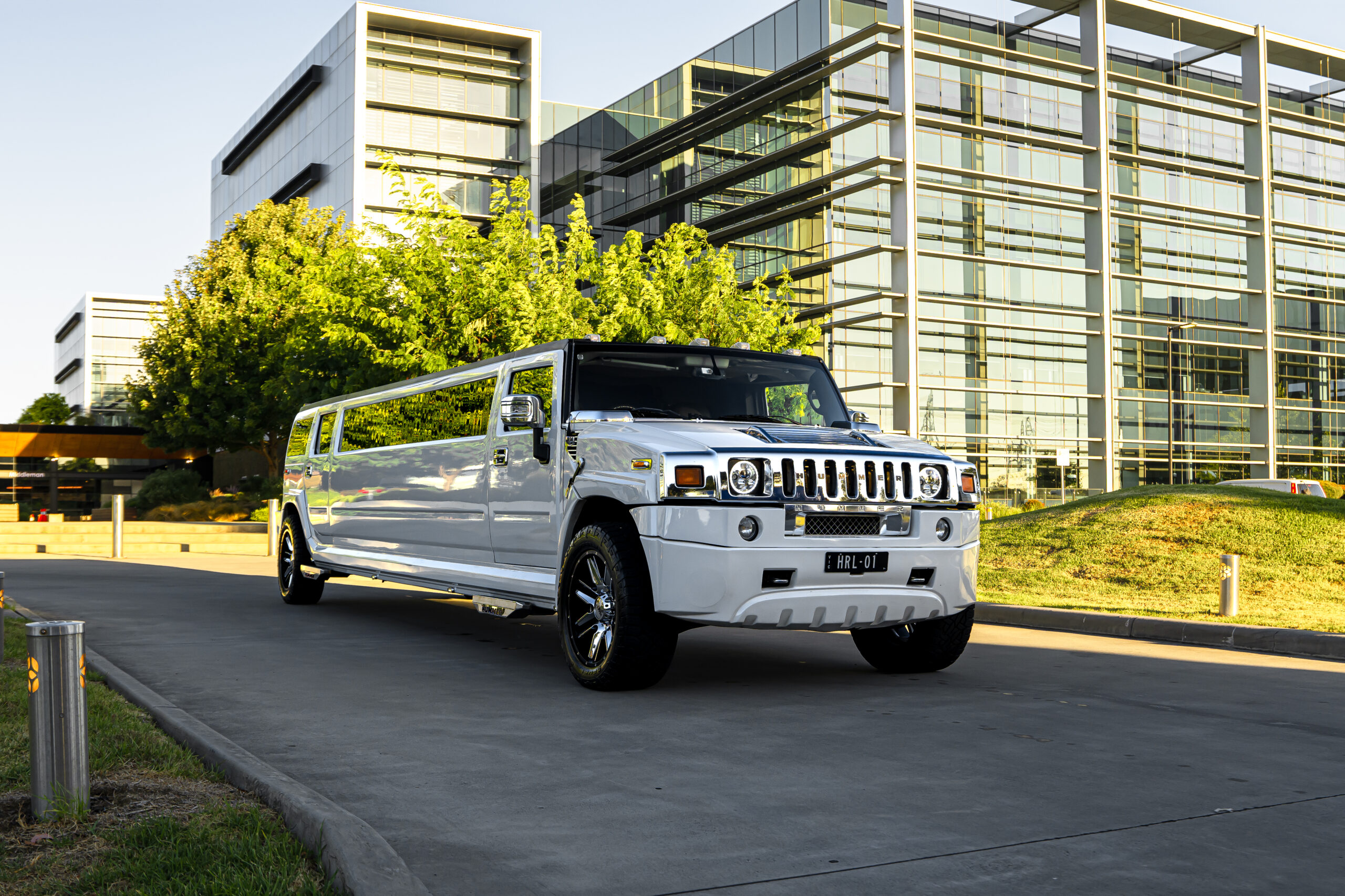 HRL-01 HUMMER LIMOUSINE