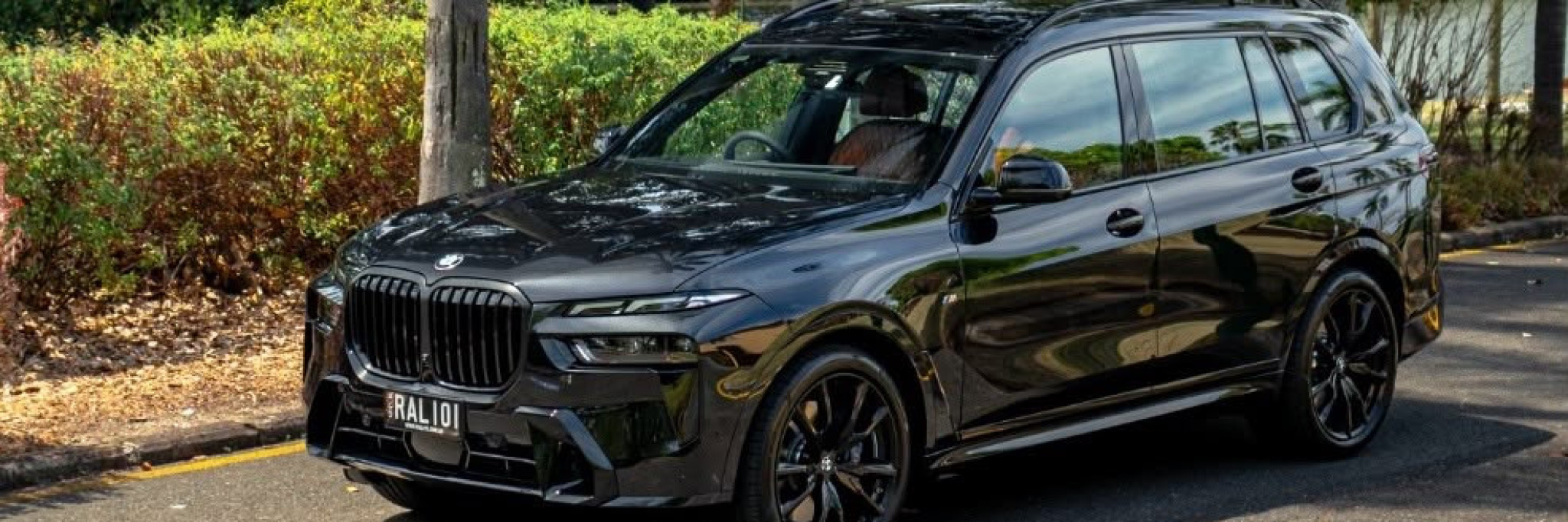 BMW X7 for weddings Transport in Brisbane